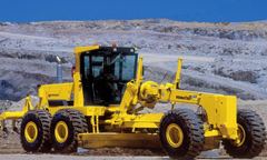 Komatsu GD825A-2