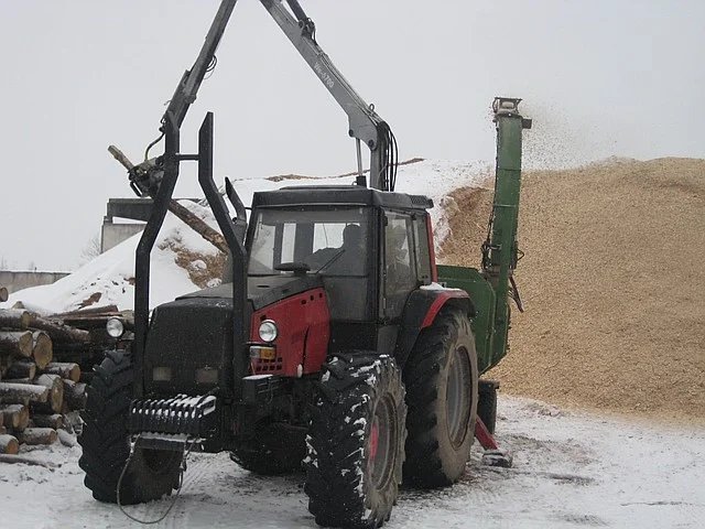 Traktor Valmet 8550-4-4X4/275