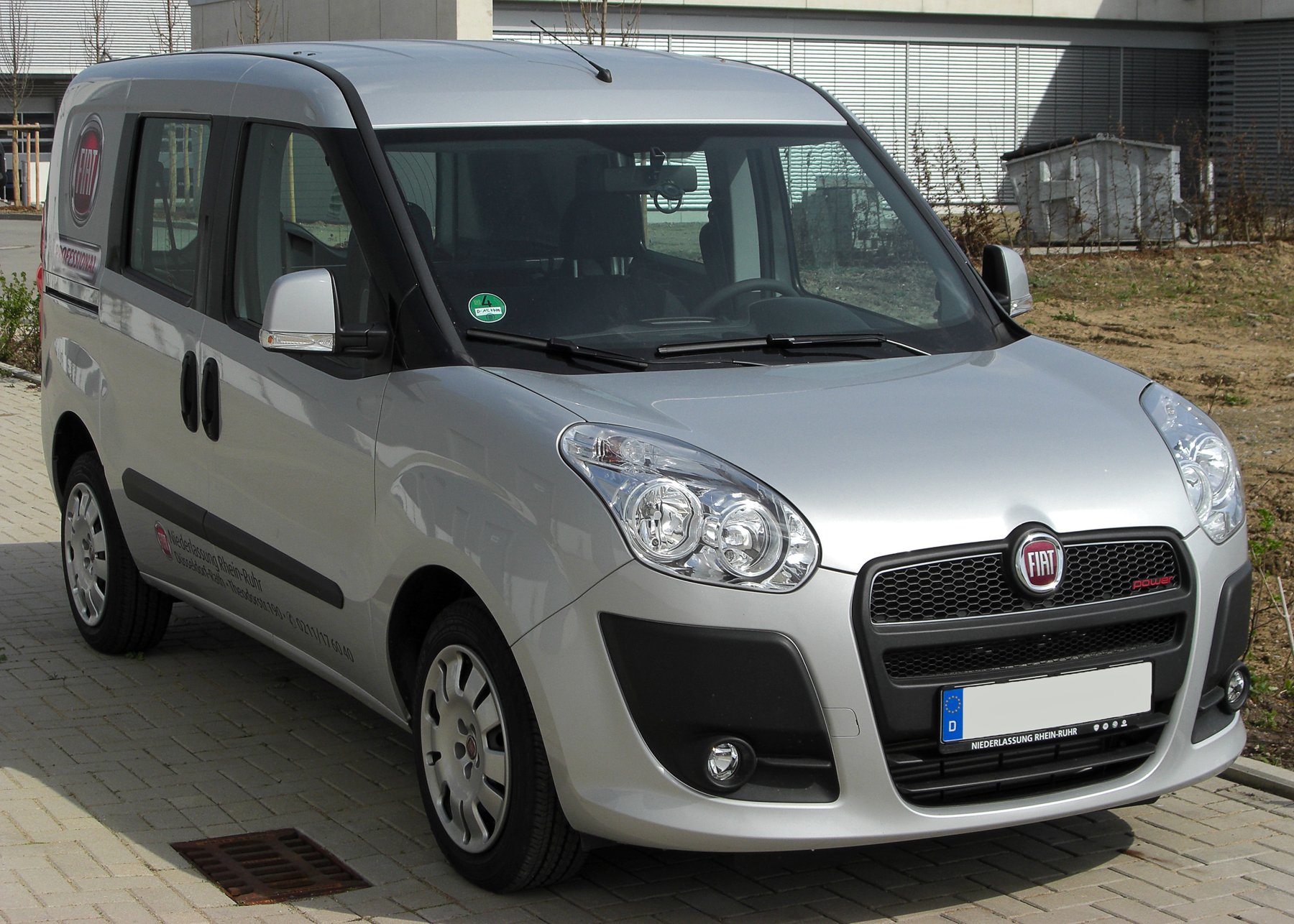 Van Fiat DOBLO 1.3 JTD DPF HOOG