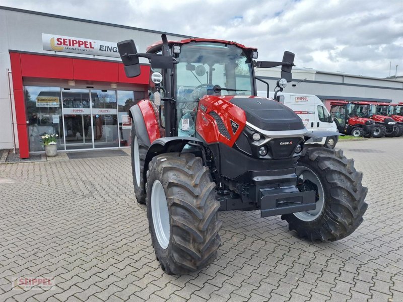 Tractor Case IH Farmall 100C
