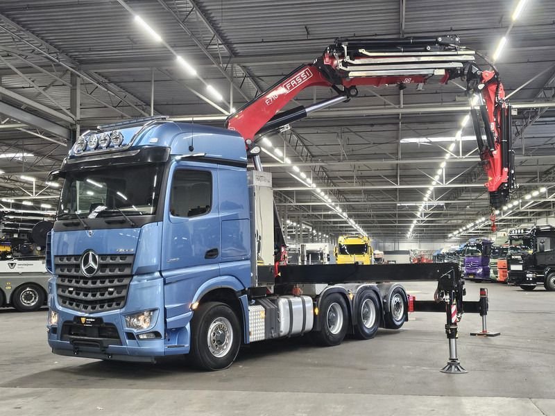 Truck Mercedes Benz 3948-93018 8x6