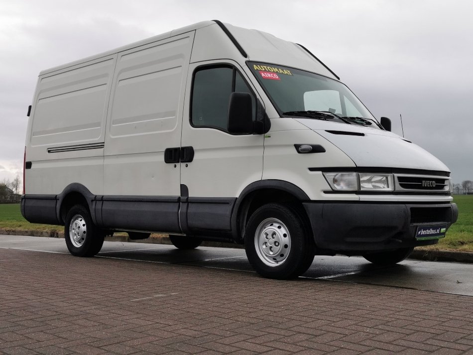 Transporter Iveco 35 S
