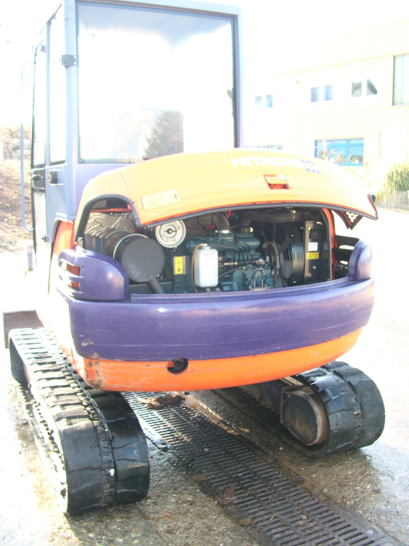 Hitachi EX30-2