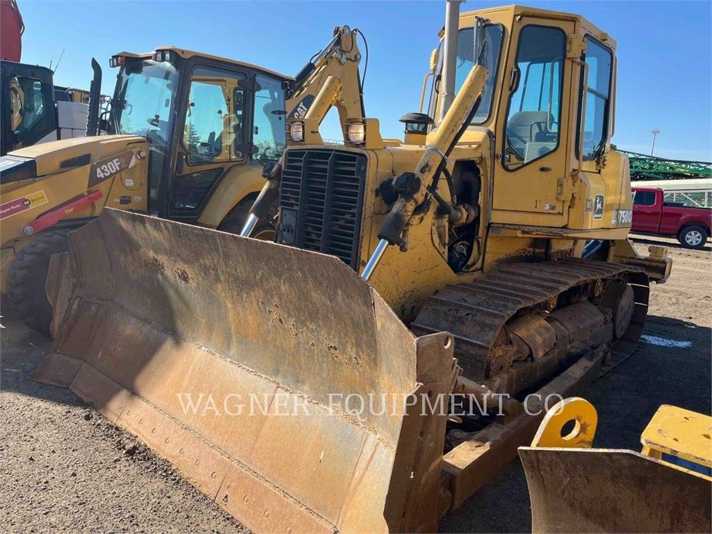 John Deere 750C LT