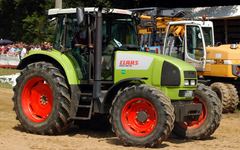 CLAAS Ares 600