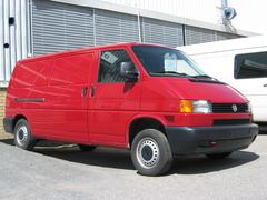 Volkswagen 4D AMBULANCE PROFILE-TR-AA-03-2.5TDI-Z15-7DB/332