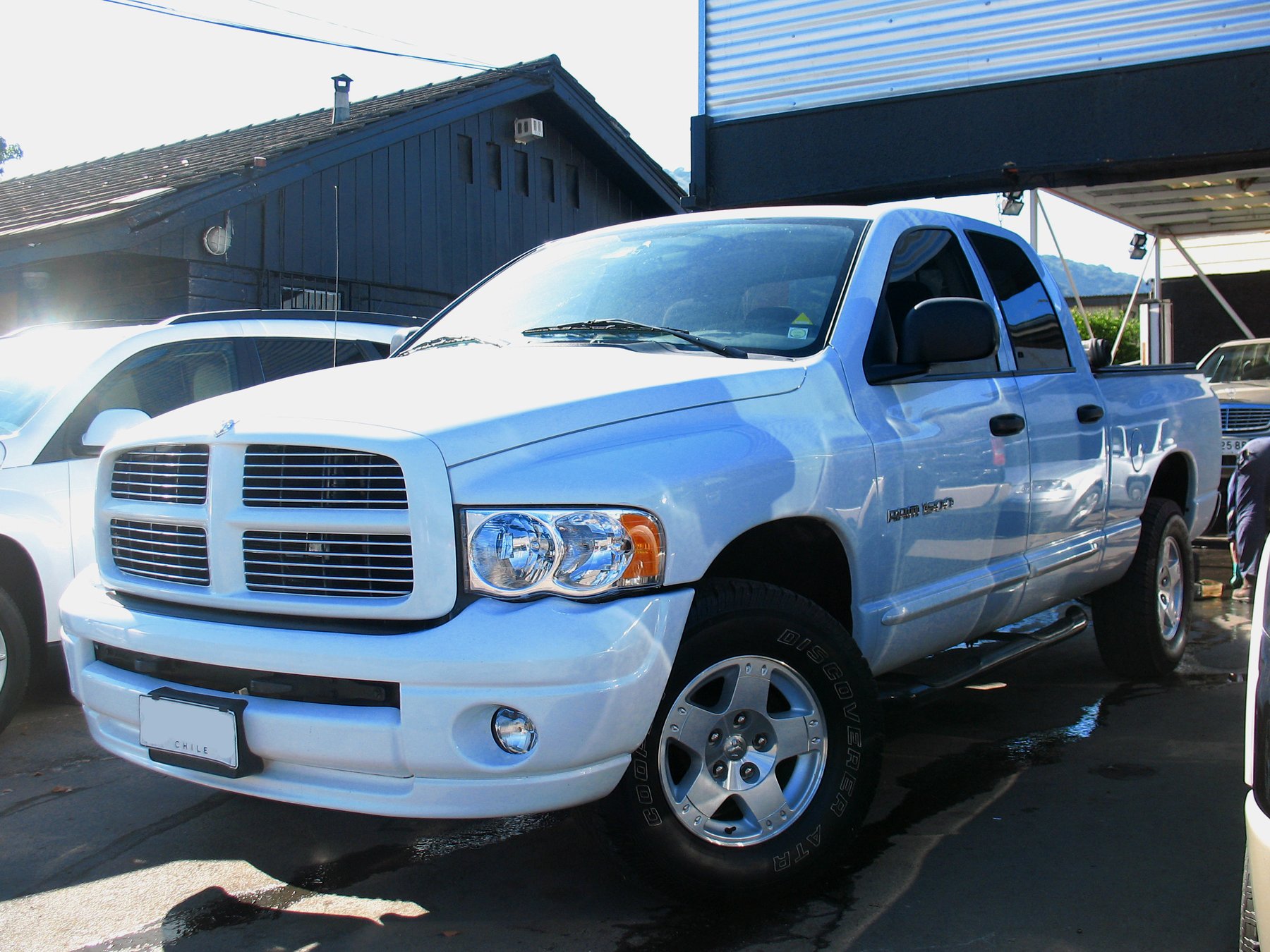 Van Dodge RAM 1500 SLT QUAD CAB