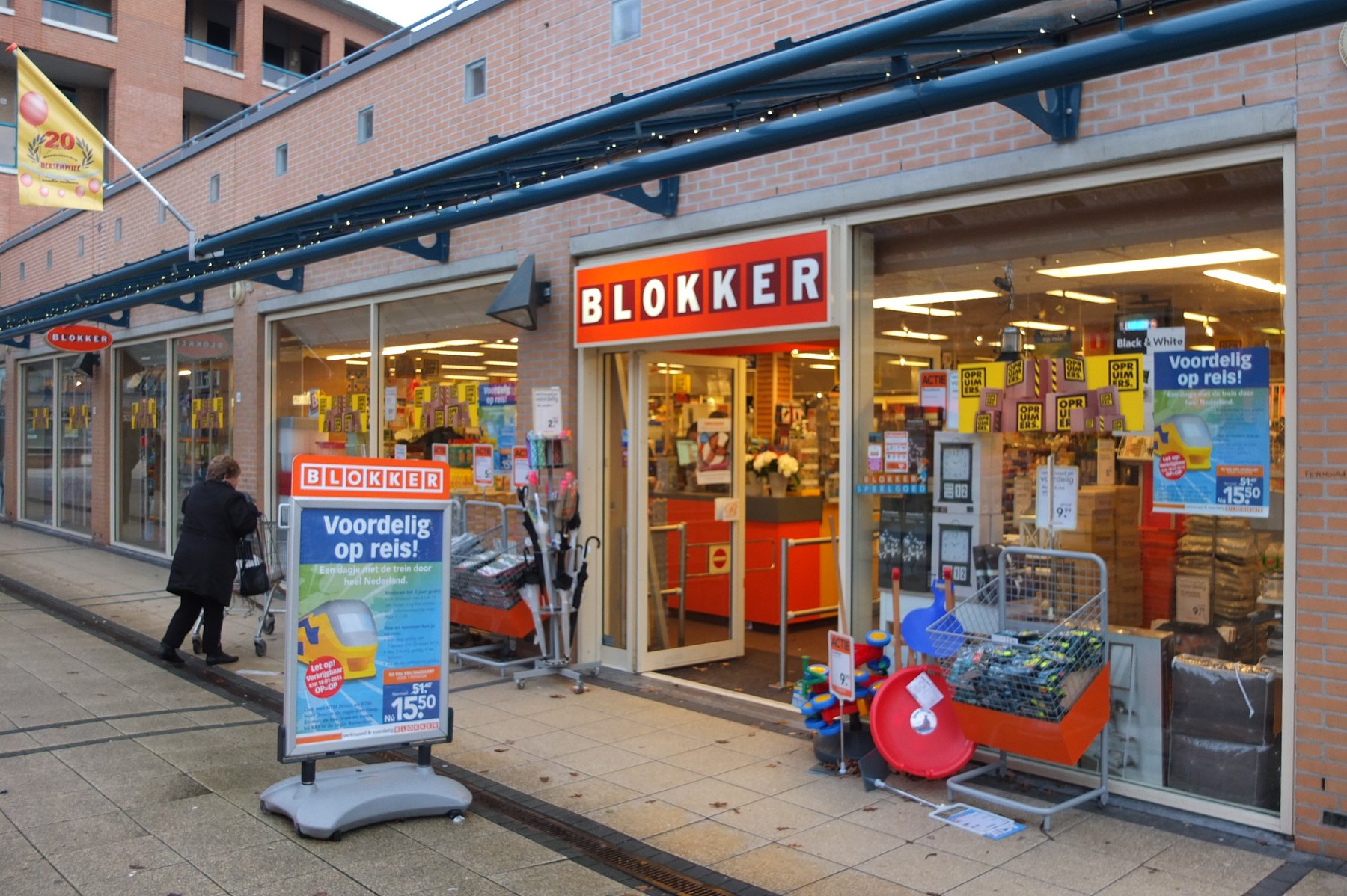 Self-build (Eigenbouw) BLOKKER-WINKEL