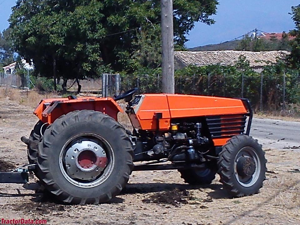 Traktor Utb/universal U-533 (DT)