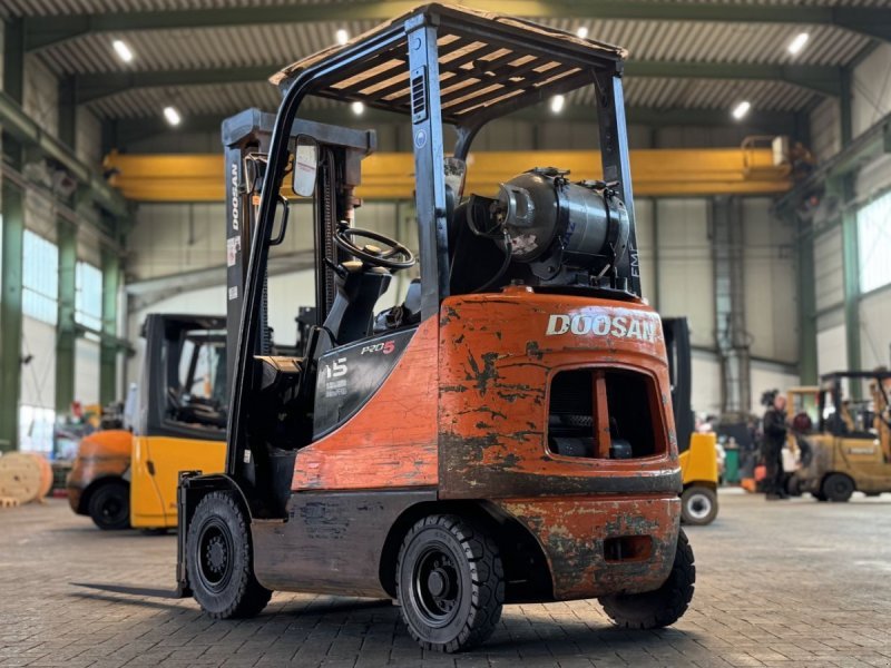Wózek widłowy Doosan G15S