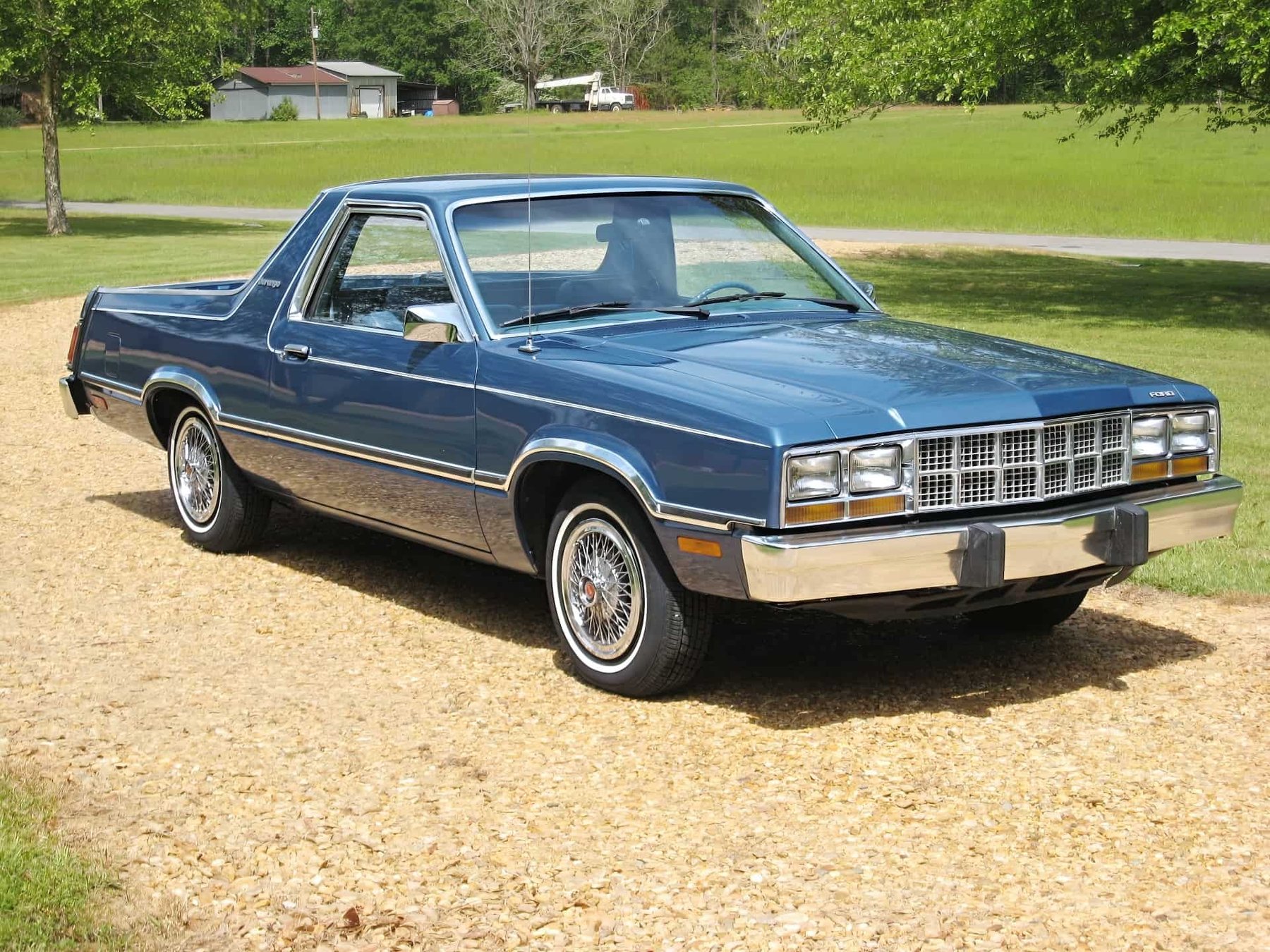 Van Ford LTD II RANCHERO