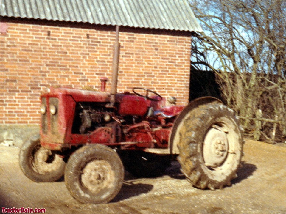Tractor Volvo Bm T320