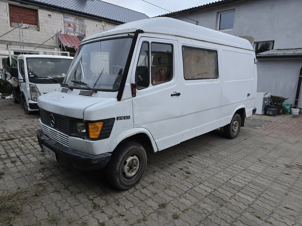Van Mercedes Benz 210D