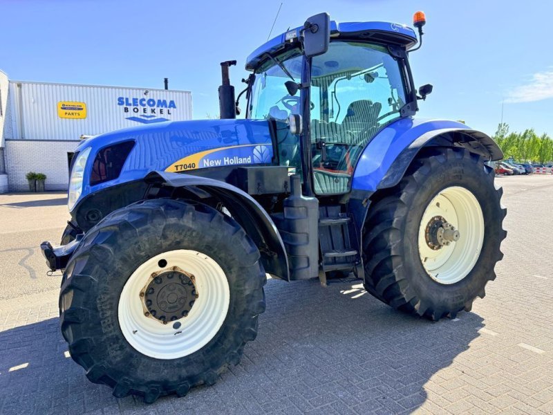 Tractor New Holland T7040 4WD