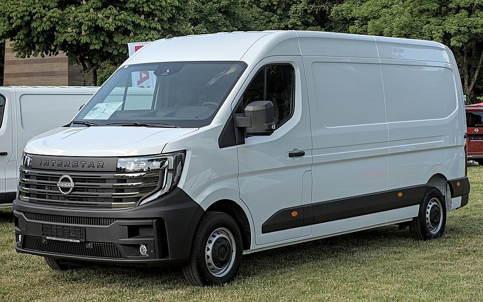 Van Nissan INTERSTAR 88KW 35-358 M E4