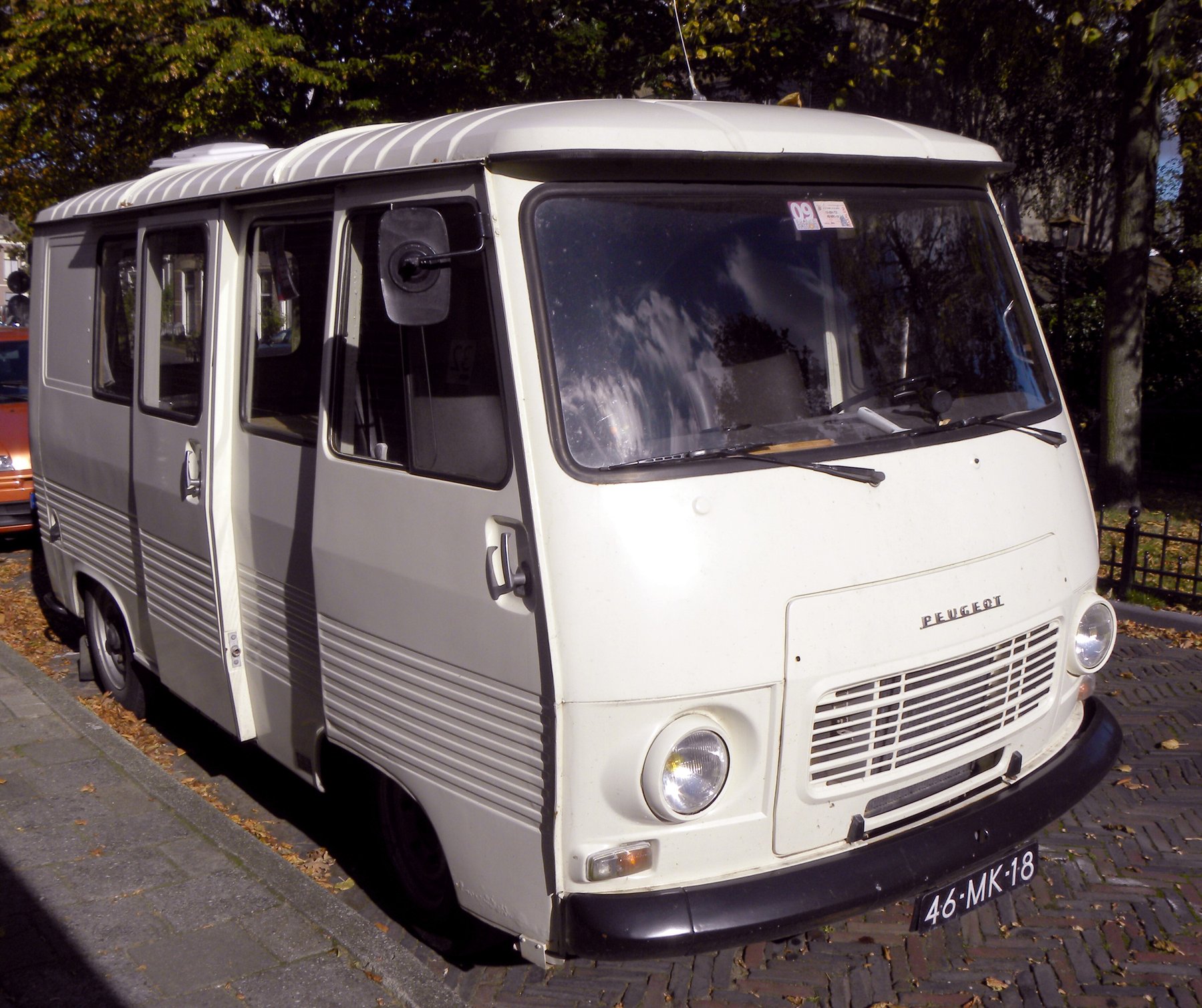 Van Peugeot J7 PZ10