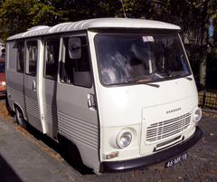 Peugeot J7 PZ10