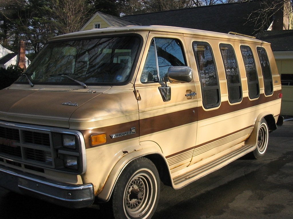 Van GMC 2500 HIGHTOP CON VAN EG25HF