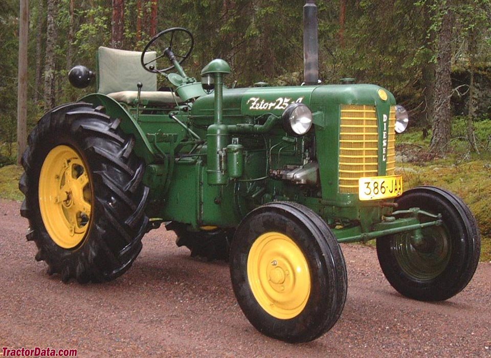 Tractor Zetor Z-25 A