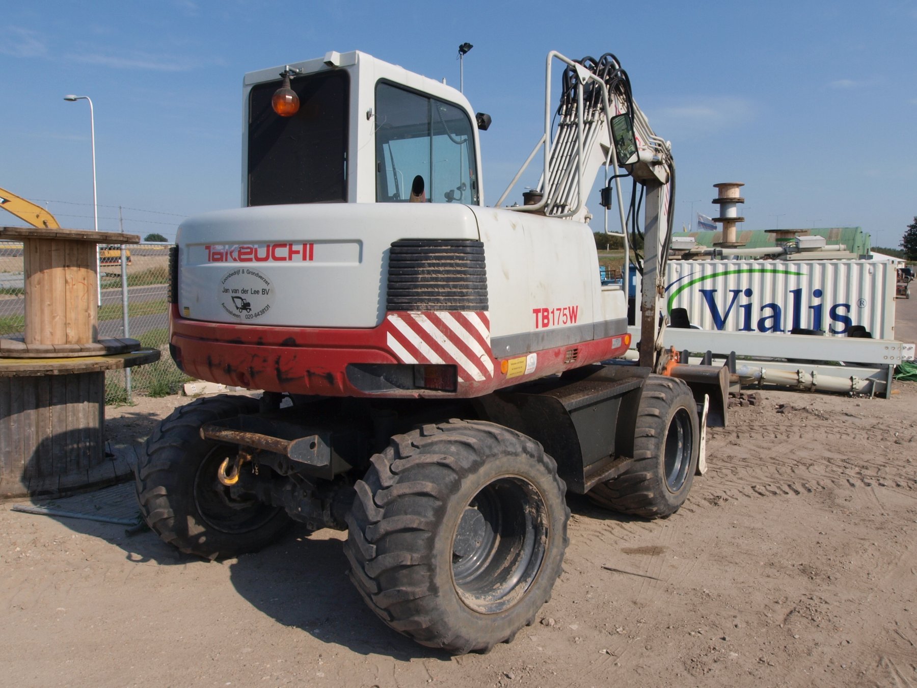 Takeuchi TB175W