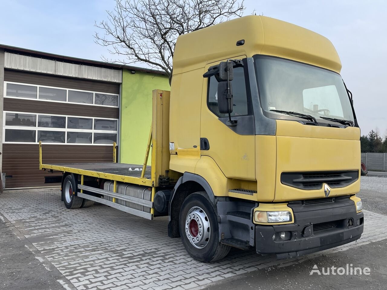 Lastwagen Renault 300-22AXA3-18T