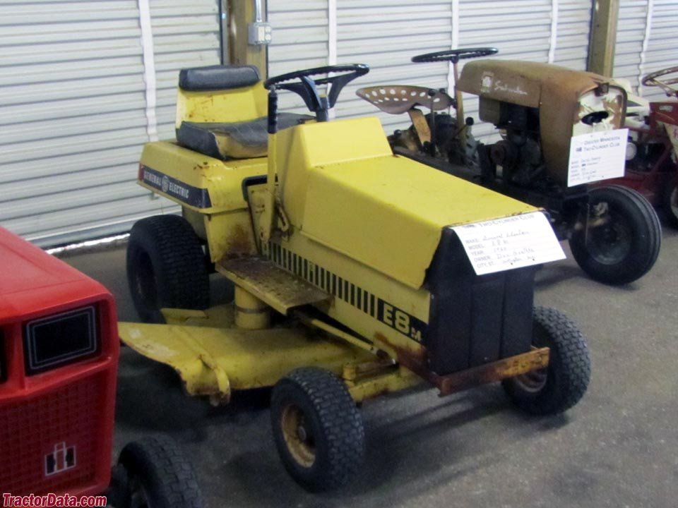 Ride-on mowers General Electric E8M
