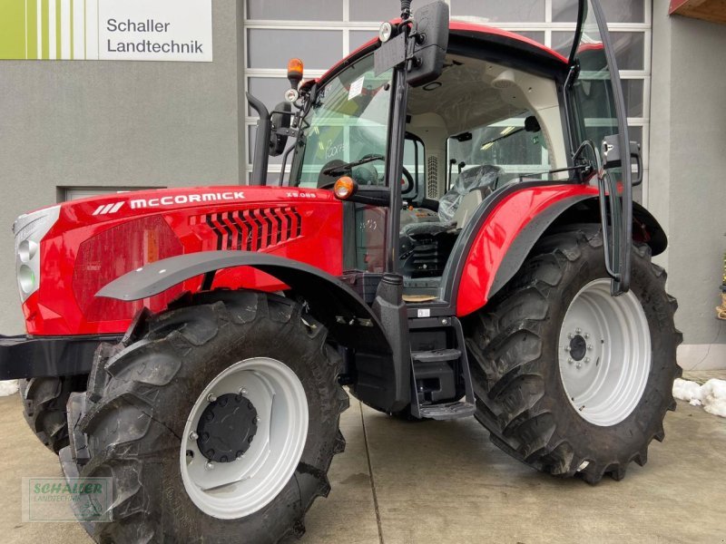 Traktor McCormick X5.085