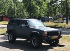 Jeep CHEROKEE 4.0I 5SP.HR