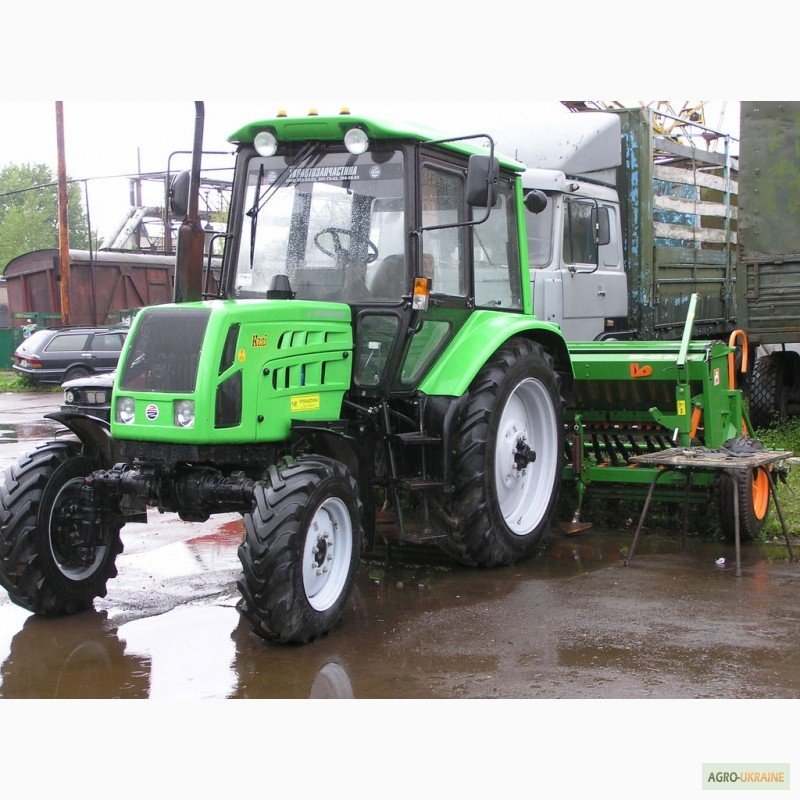 Tractor Uaz KYI-14102M