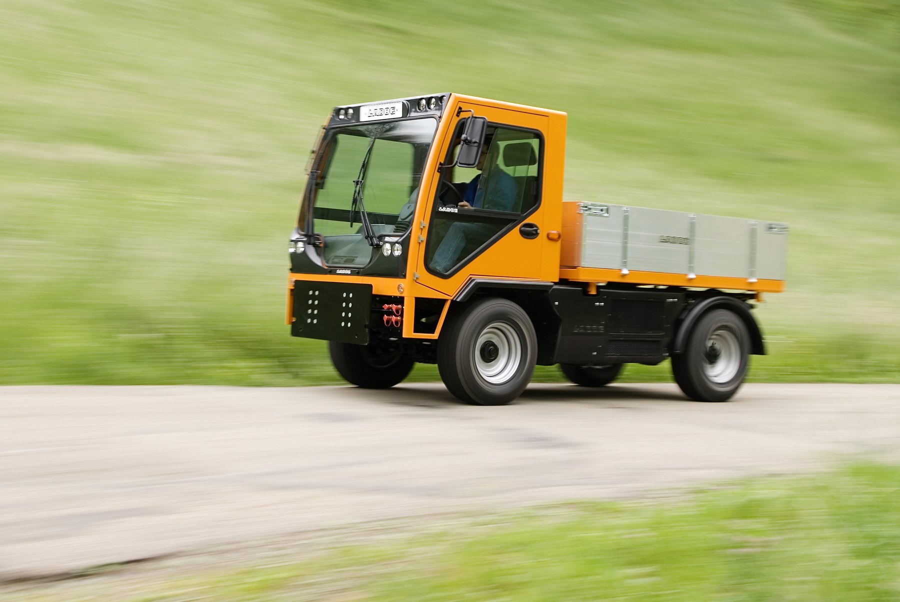 Truck Ladog T 1550