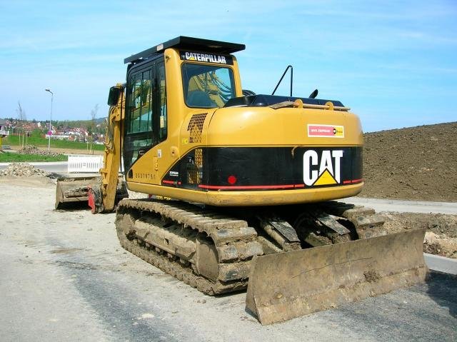 Bagger Caterpillar 311C U
