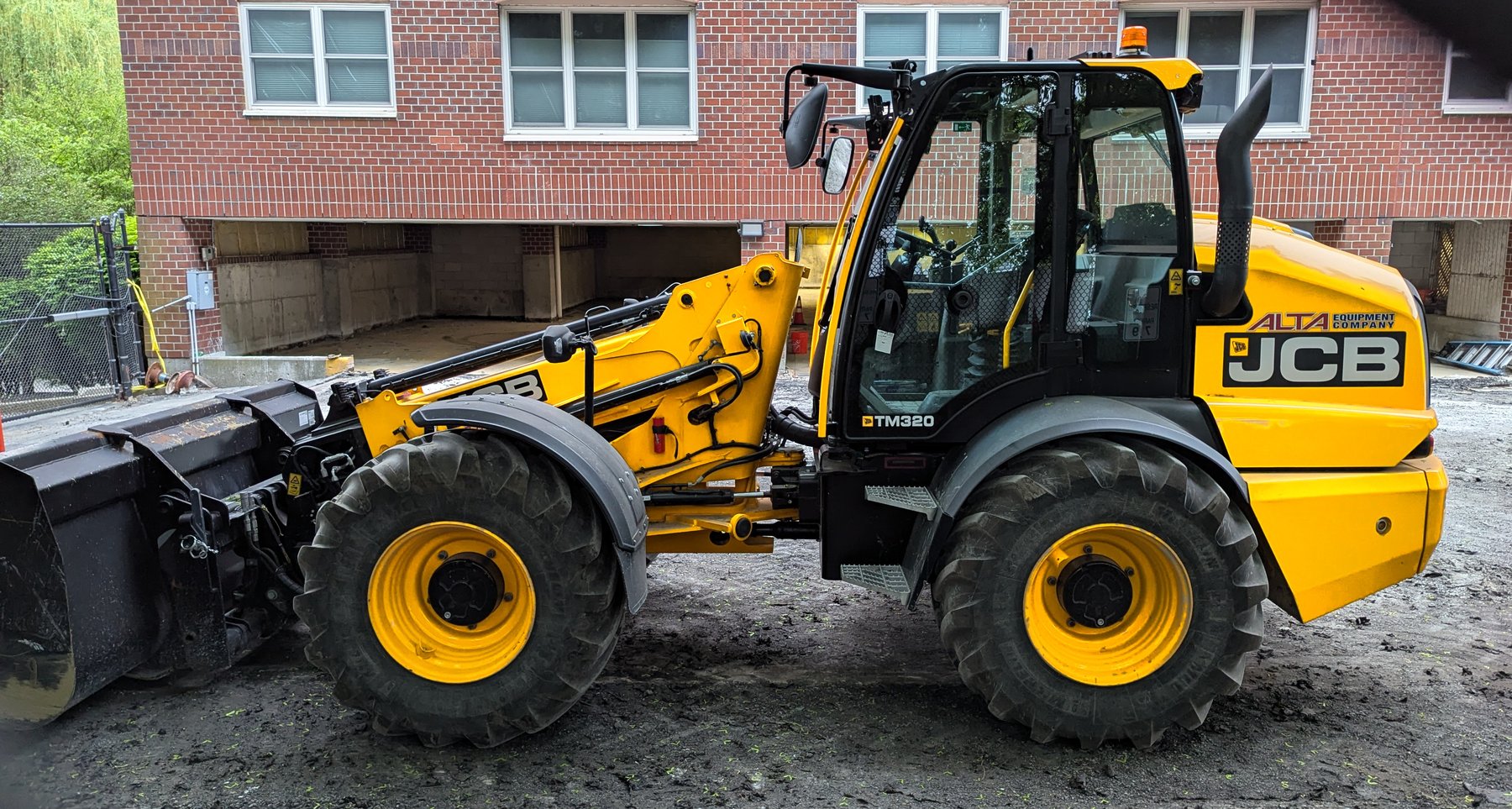 Ładowarka JCB TM320