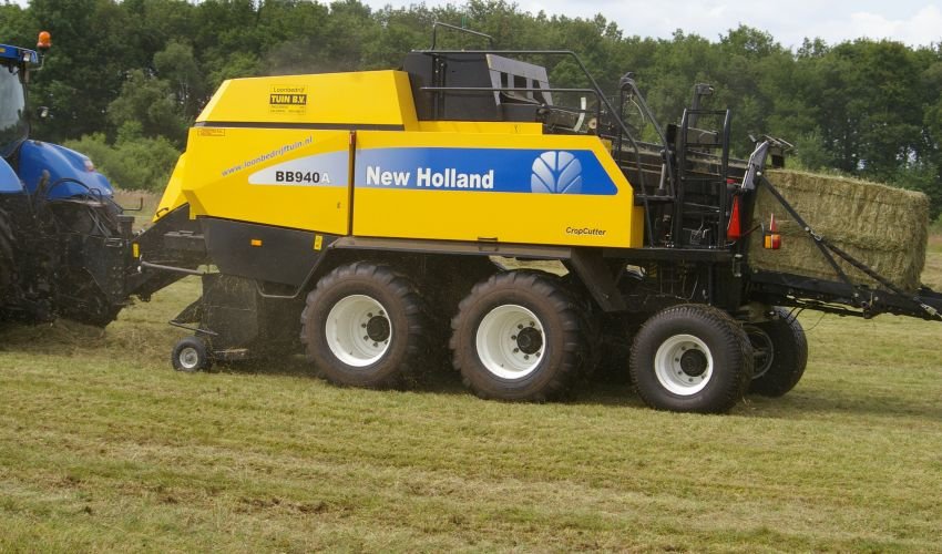 New Holland BB9040 S