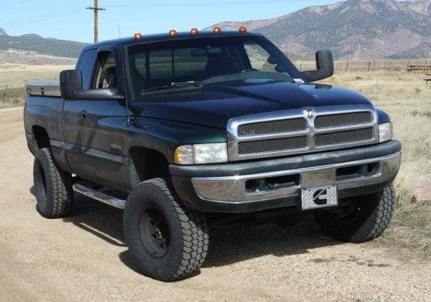 Truck Dodge Ram 4x4 2500