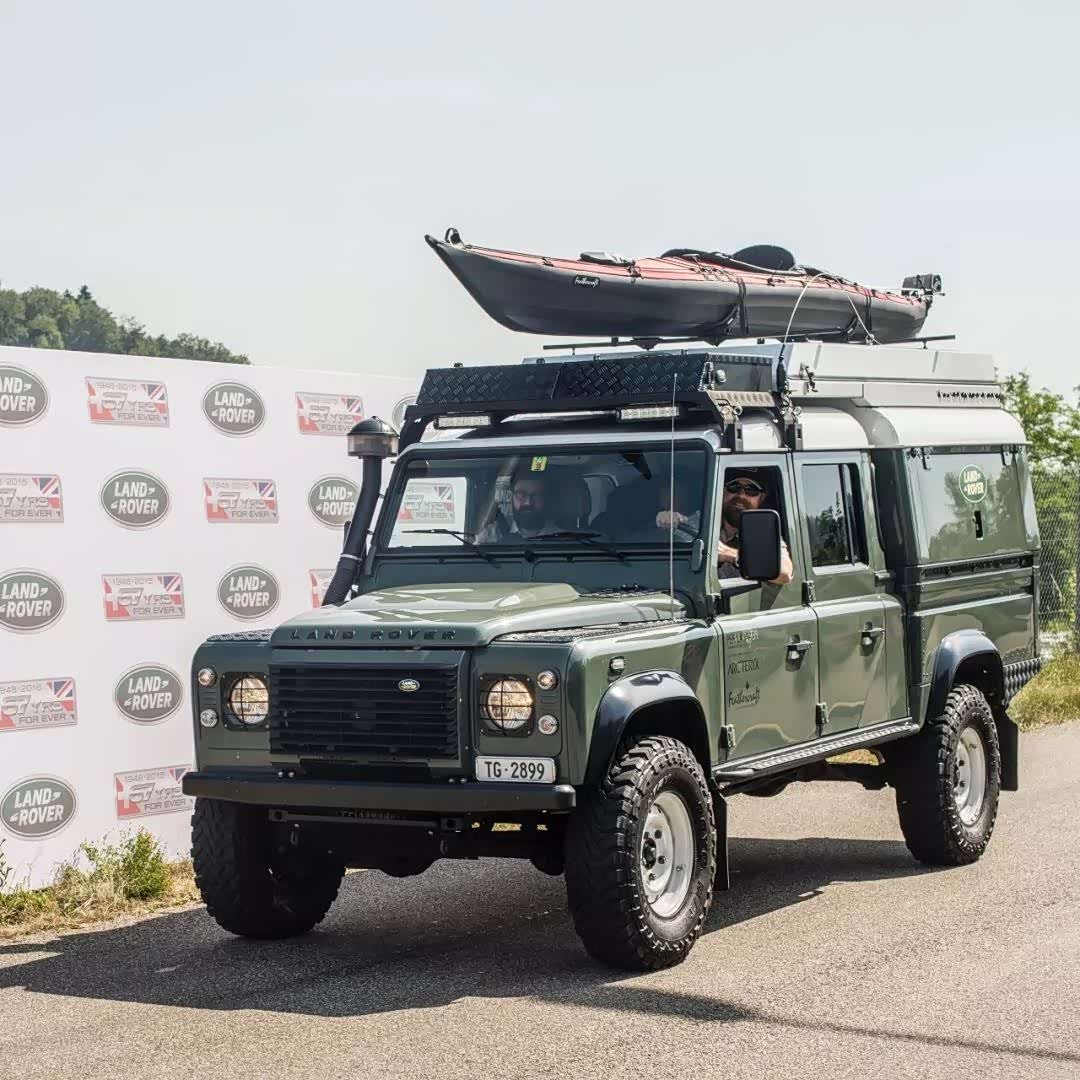 Van Land Rover LD-130S