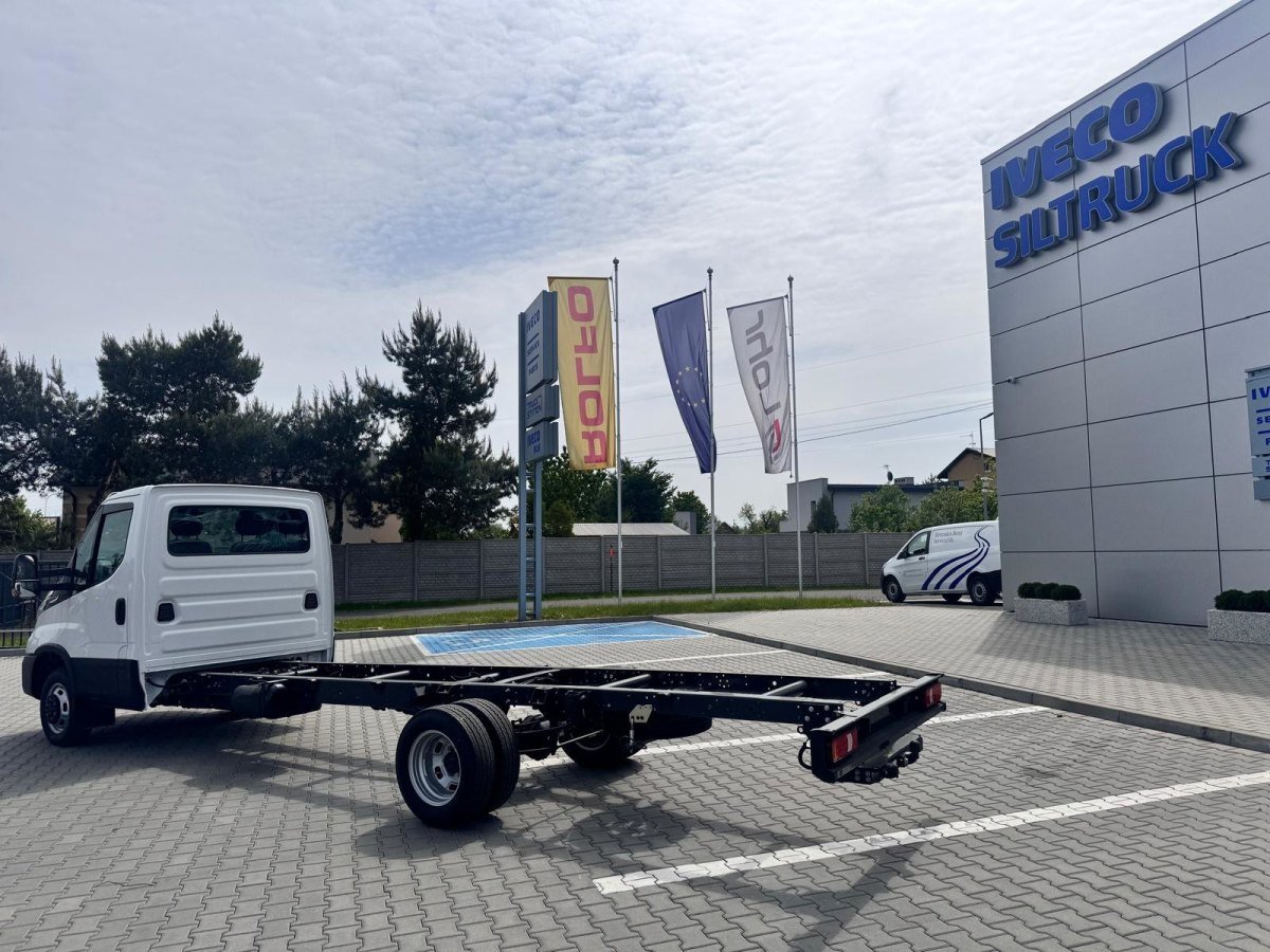 Truck Iveco 50C21 EURO 5 LD