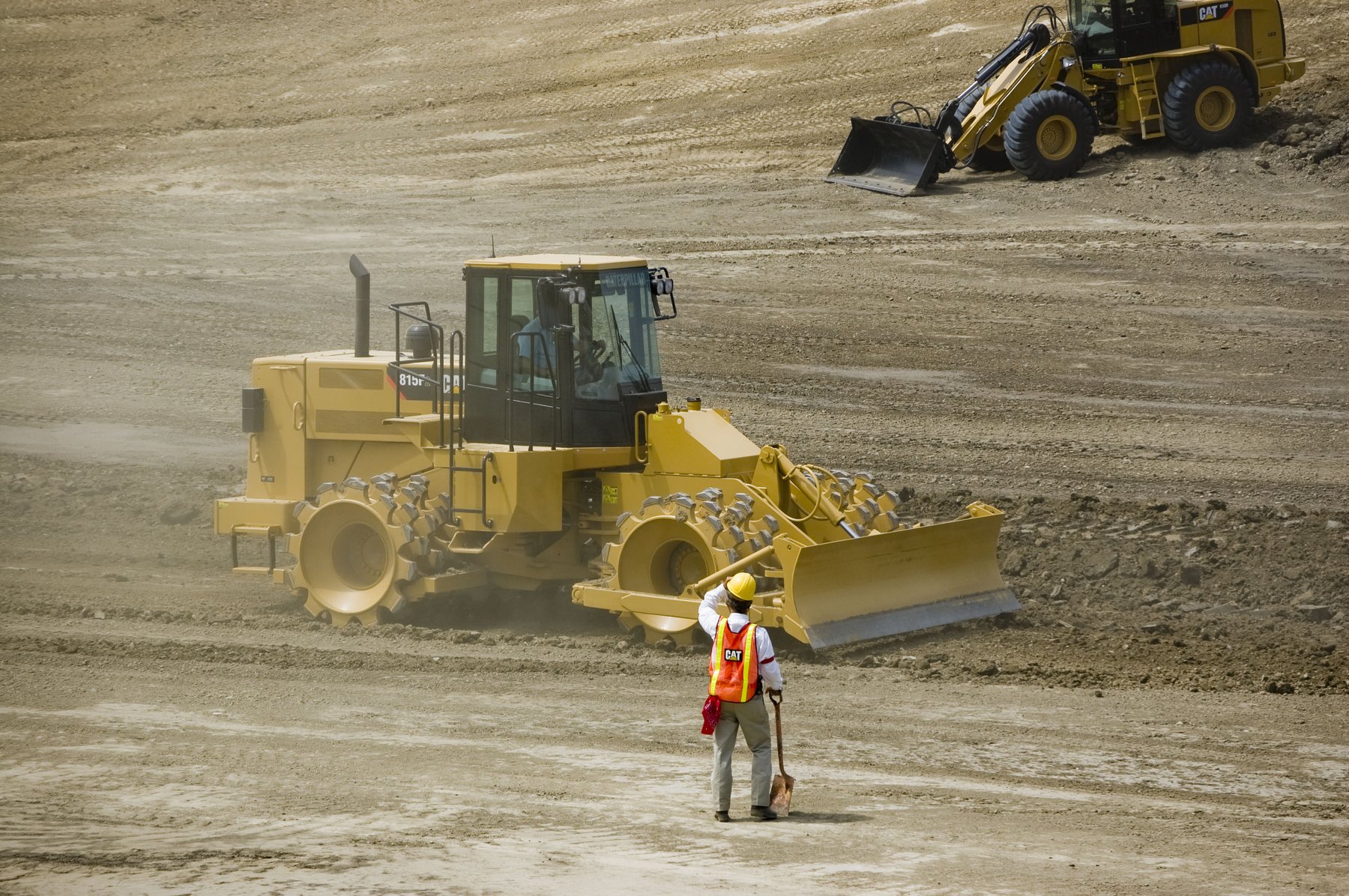 Caterpillar 815F2