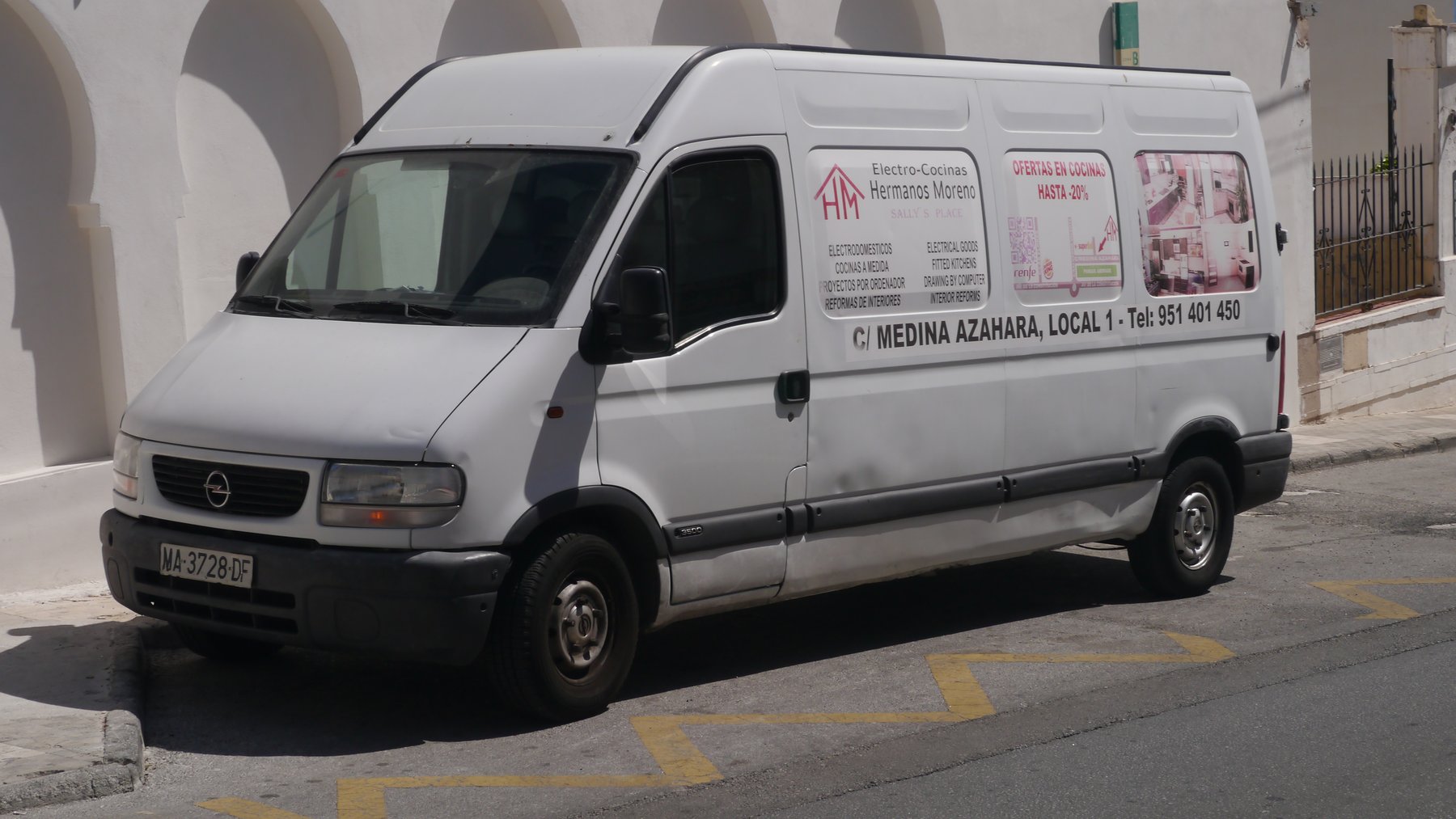 Transporter Opel MOVANO-2