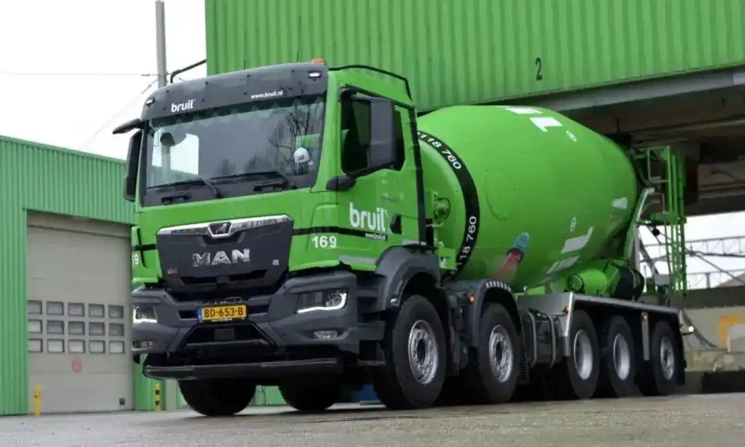 Lastwagen MAN TGS 49.480 10X8