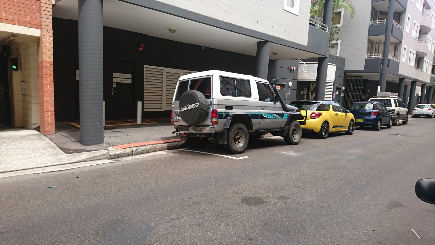 Van Toyota LANDCRUISER