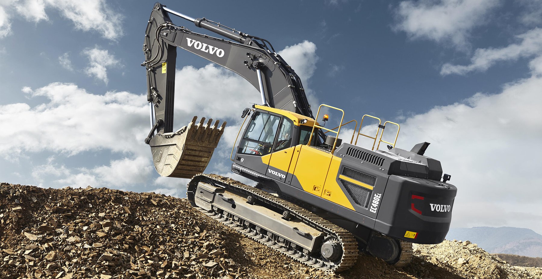 Excavator Volvo CE Crawler Excavator EC480E