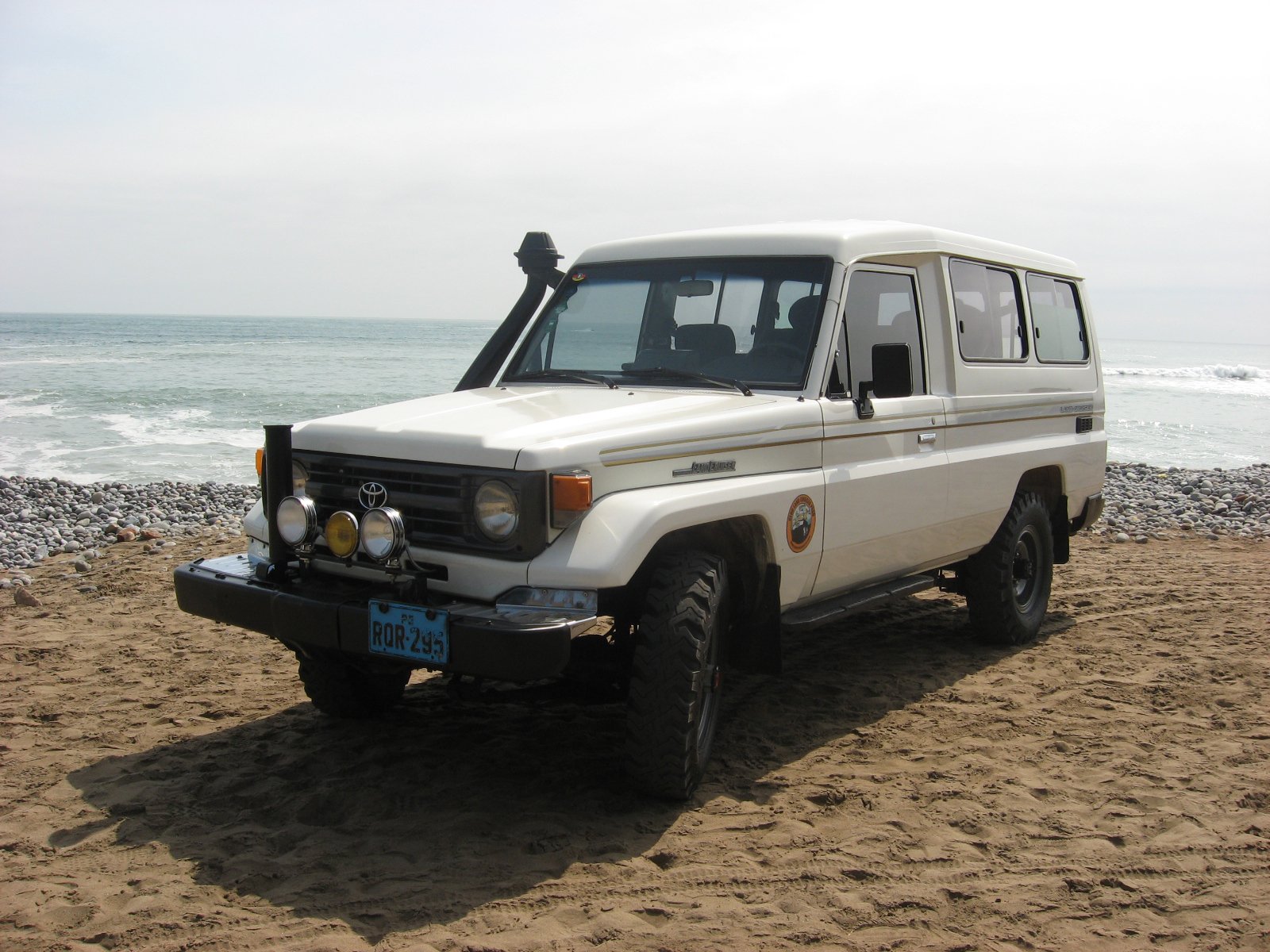 Van Toyota HZJ 75 LP