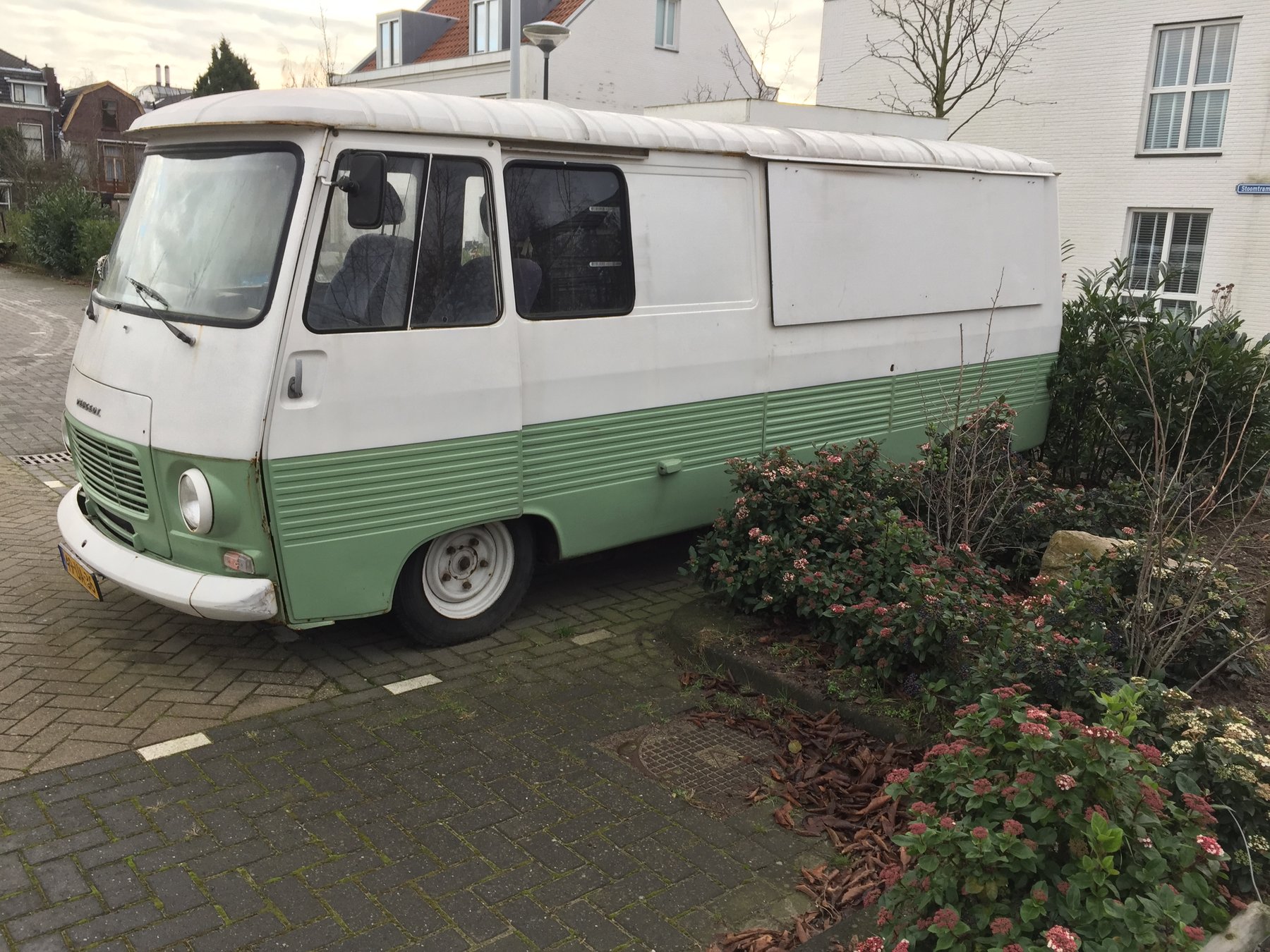 Van Peugeot J7PZ60