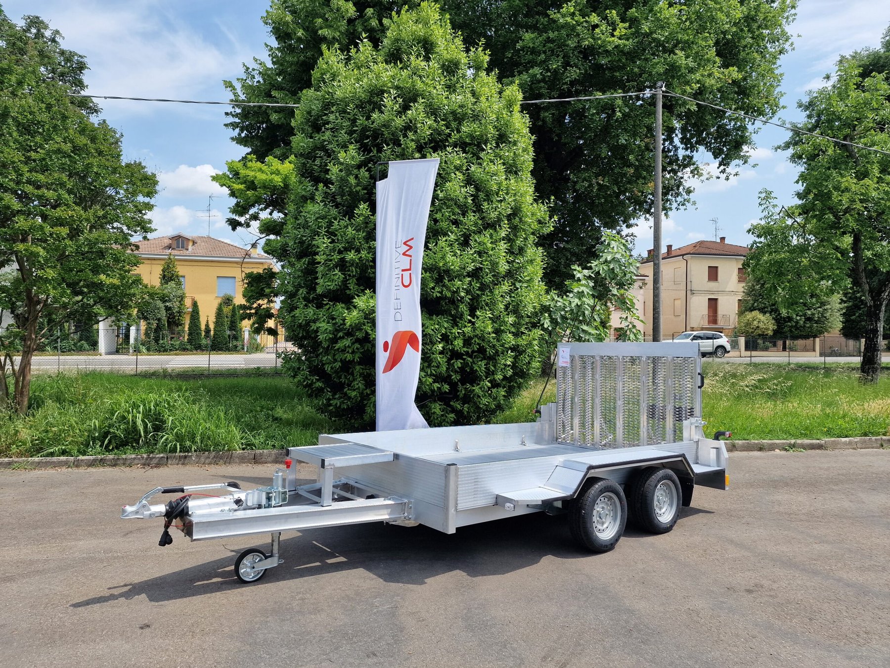 Trailer Definitive Clm -