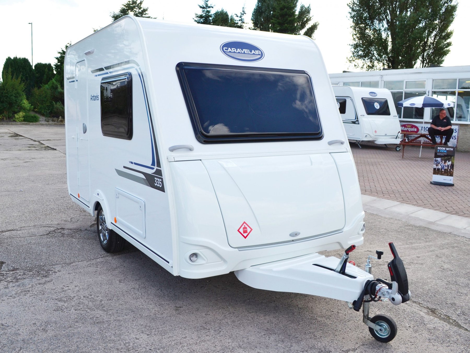 Przyczepki do 750 kg CARAVELAIR SILVER 335