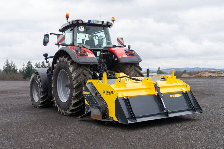 Road construction machine Bomag RS 250 2