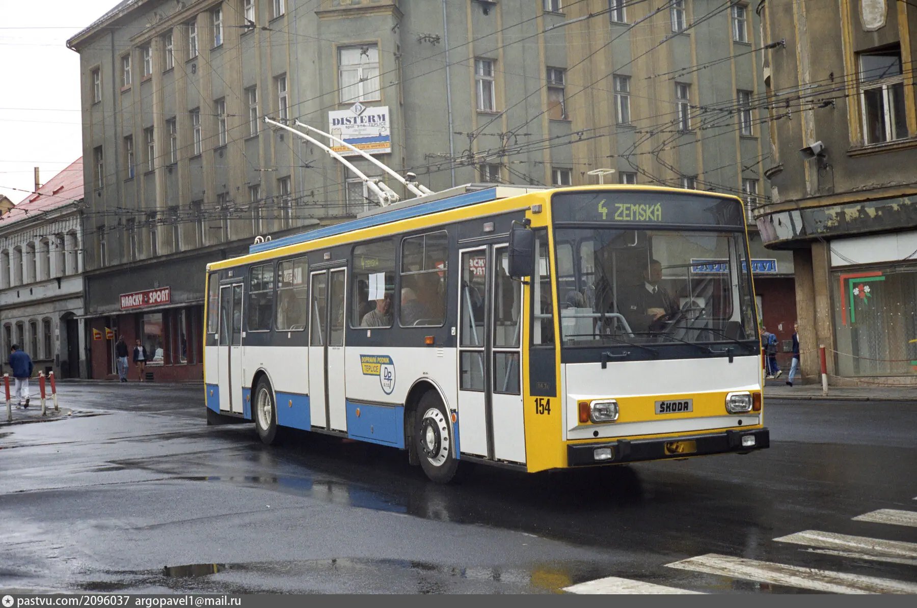 Busse & Reisebusse Škoda 154
