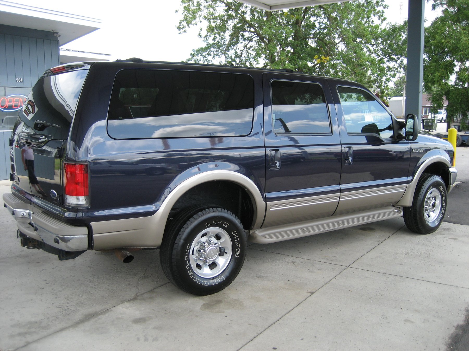 Ford EXCURSION 4X4