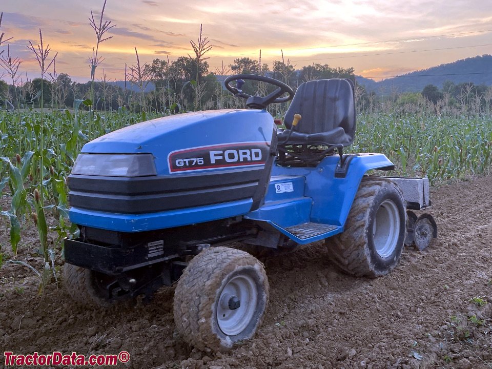 Ride-on mowers Ford GT-75