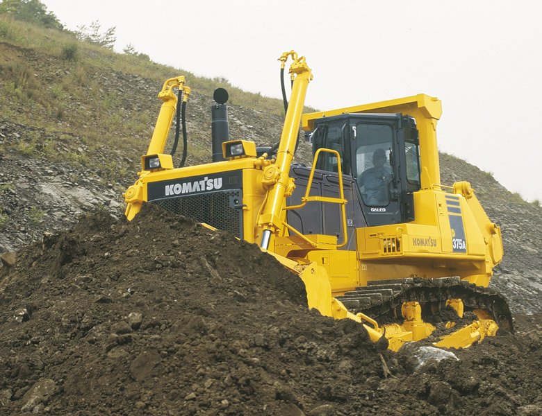 Komatsu D375A-5